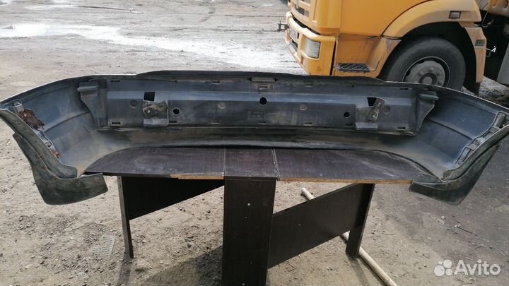 Бампер задний хетчбек Опель астраf с дефектом