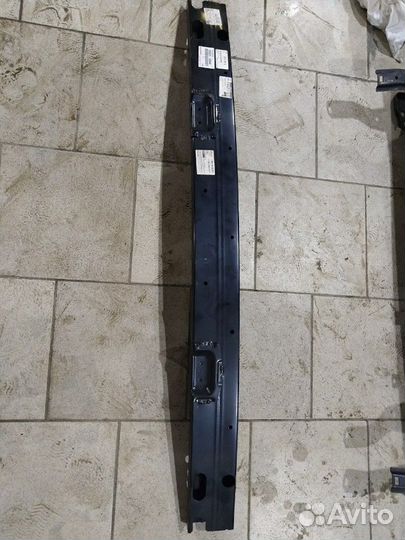 Усилитель заднего бампера Toyota RAV4