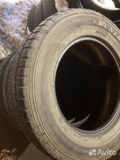 Dunlop SP Winter Van01 285/65 R18