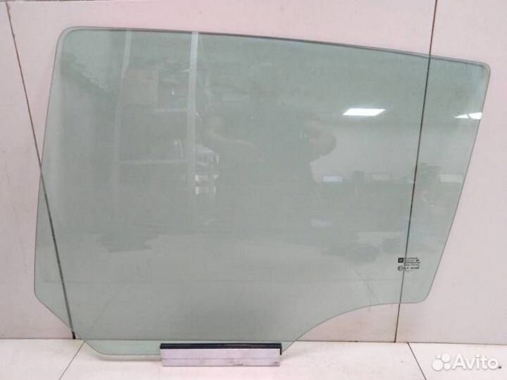 Стекло двери задней левой Opel Astra H / Family 20