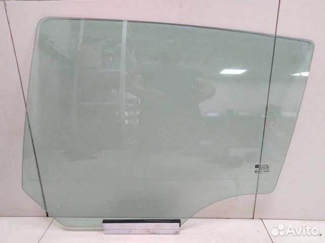 Стекло двери задней левой Opel Astra H / Family 20