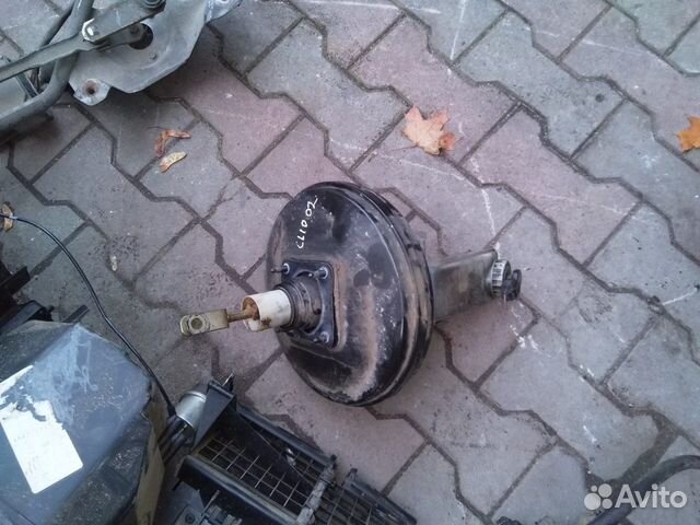 Главный тормозной цилиндр вакуумник Рено Клио-2