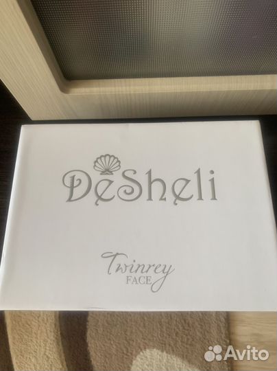 Аппарат для ухода за лицом Desheli