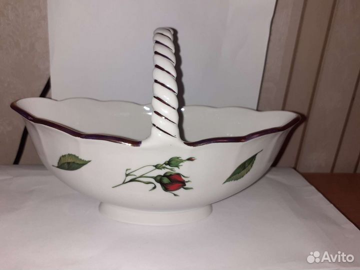 Конфетница, в подарочной коробке фарфор Вербилок