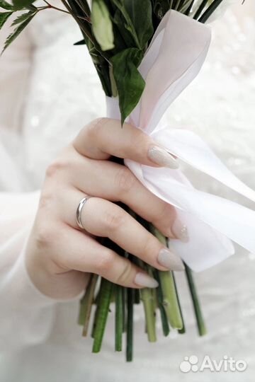 Маникюр, наращивание ногтей