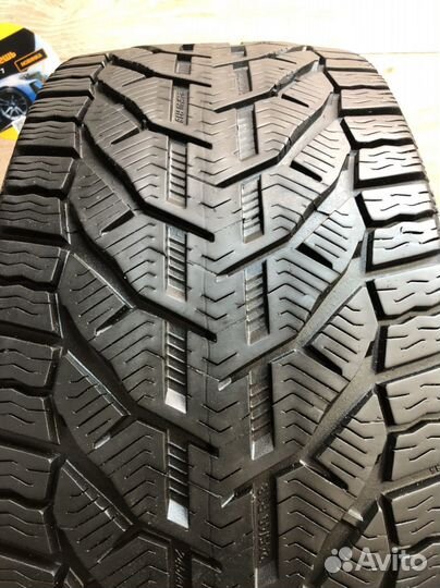 Taurus Winter 225/40 R18 и 245/40 R18 97V