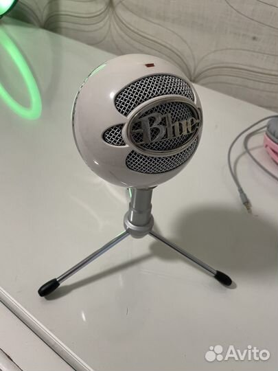 Микрофон blue mic blue snowball