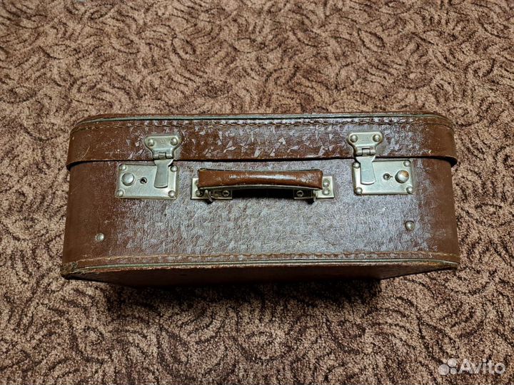 Швейная машина 