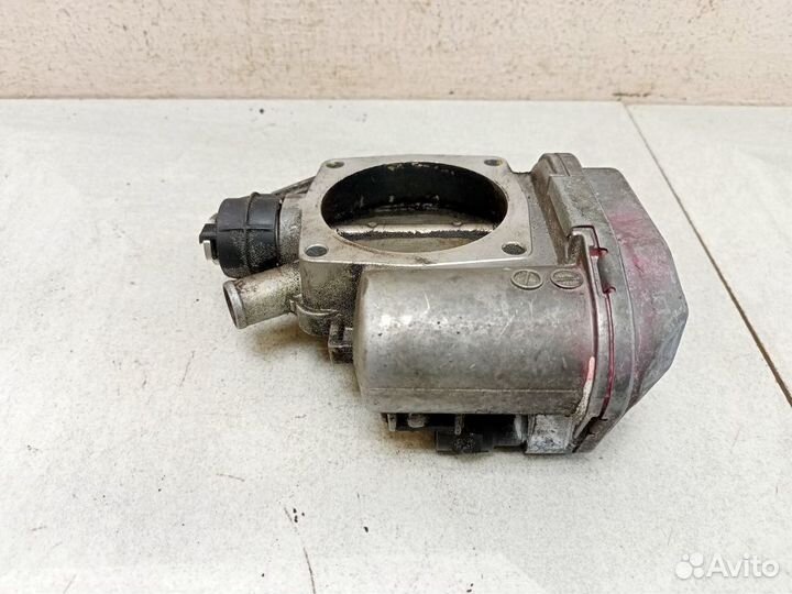 Дроссельная заслонка