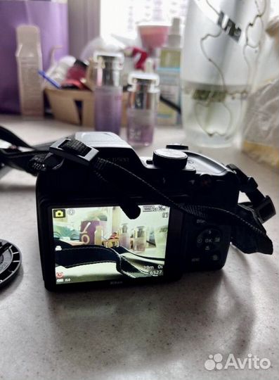 Nikon coolpix B500 б/у черный и красный