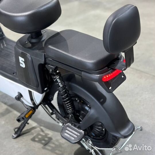 Электросамокат новый