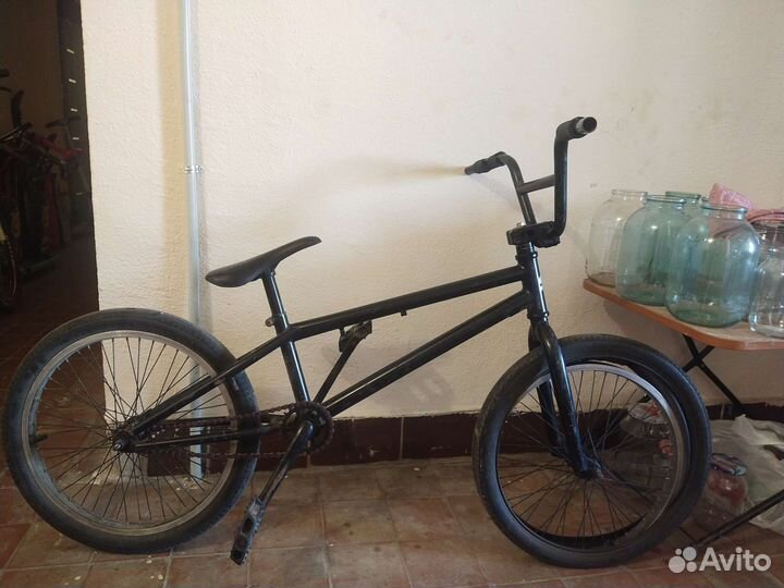 Трюковой велосипед BMX