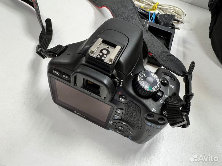 Зеркальный Фотоаппарат Canon EOS 550D