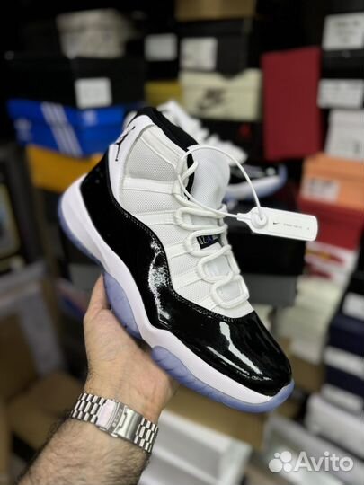 Nike Air Jordan 11 retro Concord