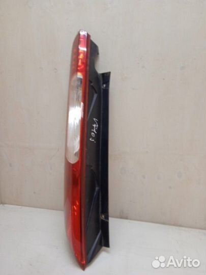 Фонарь задний левый Ford Focus хетчбэк 5-ти дв