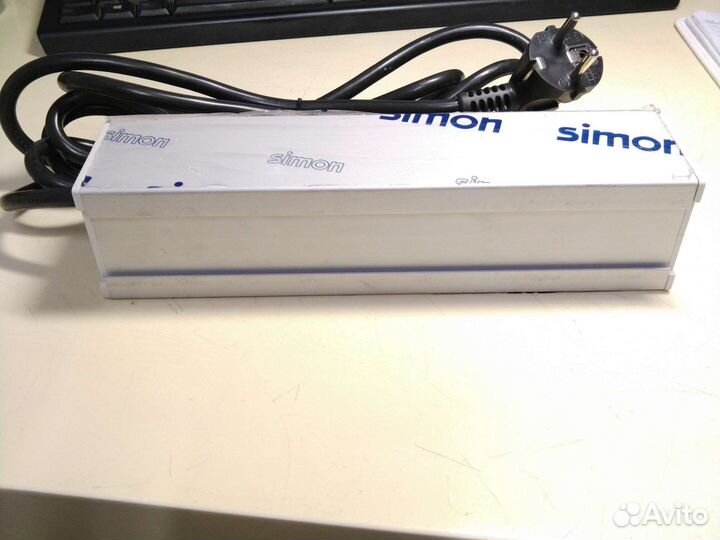 Блок розеток Simon на рейку