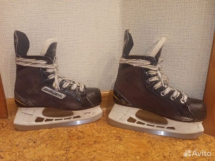 Детские хоккейные коньки Bauer размер 31