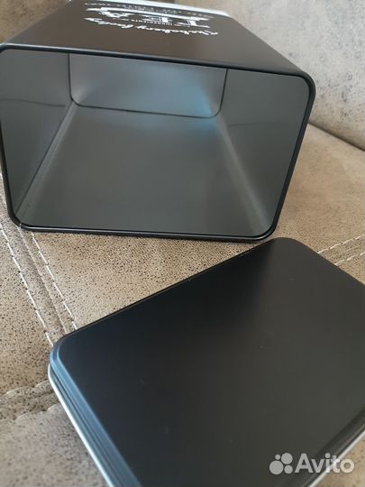 Жестяная банка для чая новая