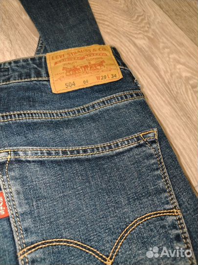 Джинсы Levis 504