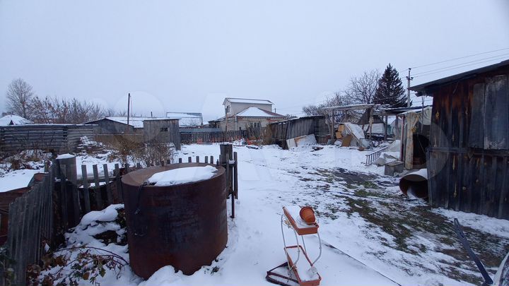 Дом 53,6 м² на участке 8 сот.