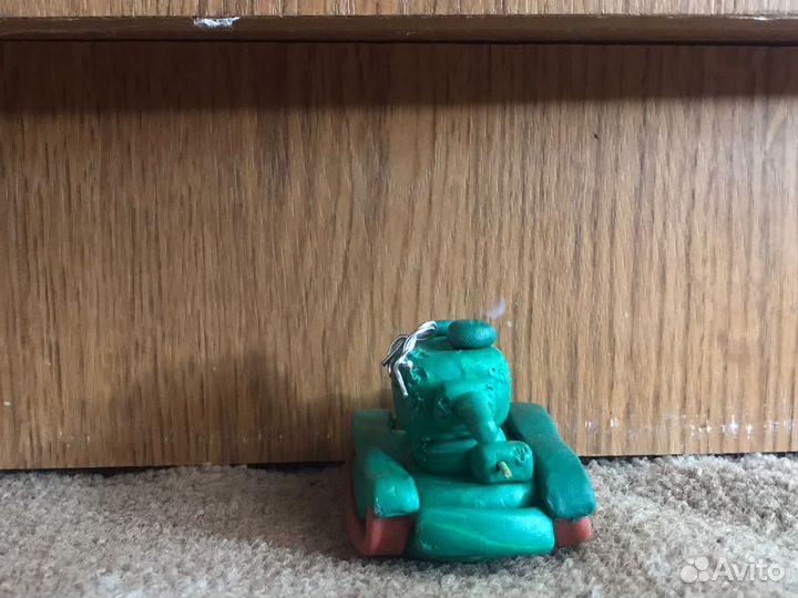 Танк из пластелина