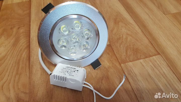 Светильники светодиодные встраиваемые