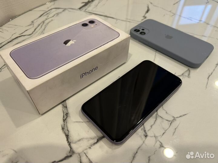 iPhone 11, 64 ГБ
