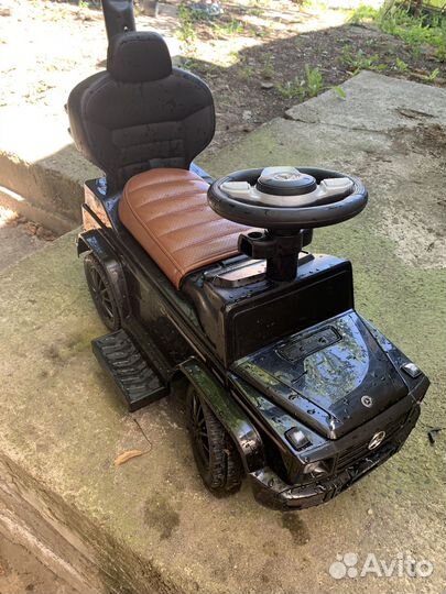 Машина толокар Mercedes