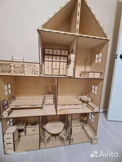 Домик для кукол