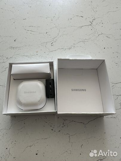 Беспроводные наушники samsung buds 2