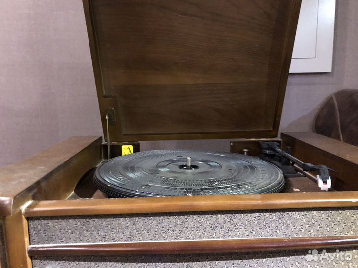 Ретро проигрователь camry cr1111