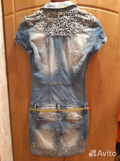 Джинсовое платье 42