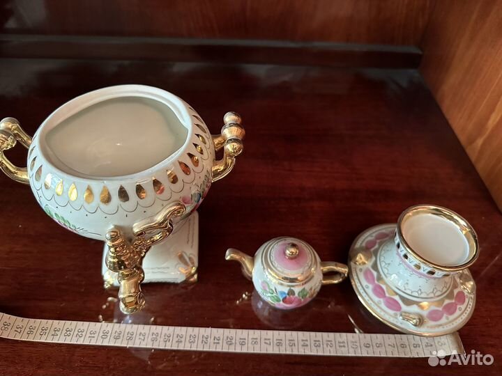 Чайник и сахарница Гжель