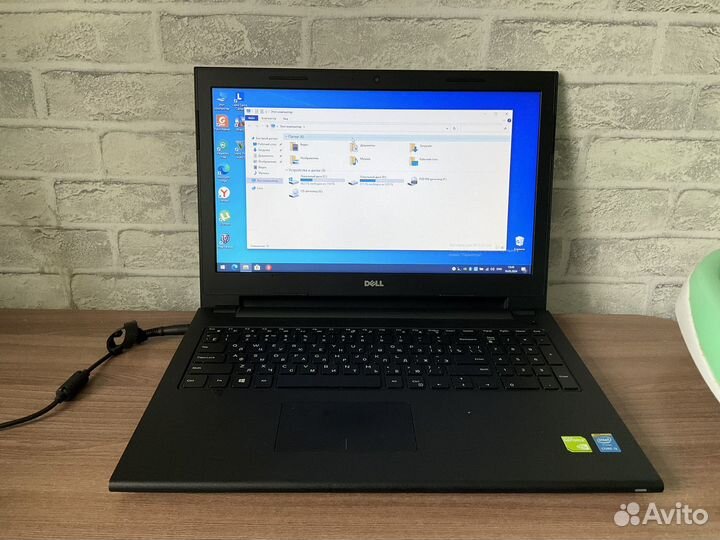 Ноутбук i3/8gb/gt820m 2gb ssd512