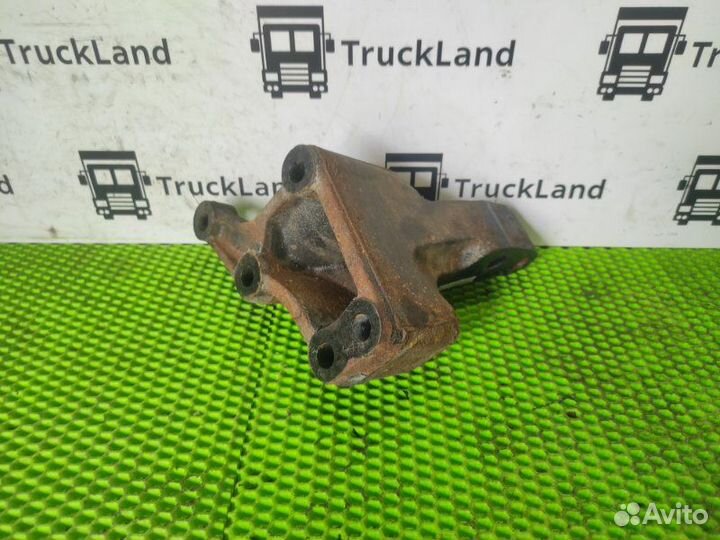 Кронштейн двигателя задний правый Man Tgx