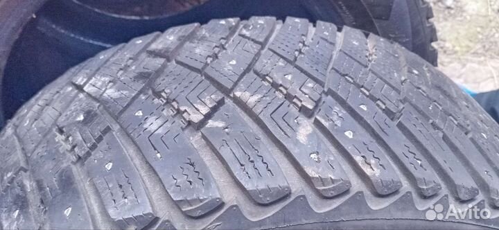 Goodyear UltraGrip 225/55 R16 95T