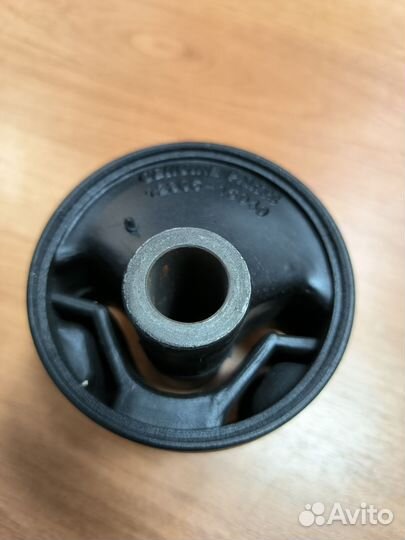 Картридж опоры двигателя toyota corolla AE100/110