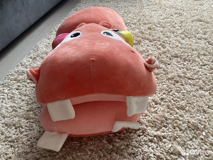 Игрушка бегемотик