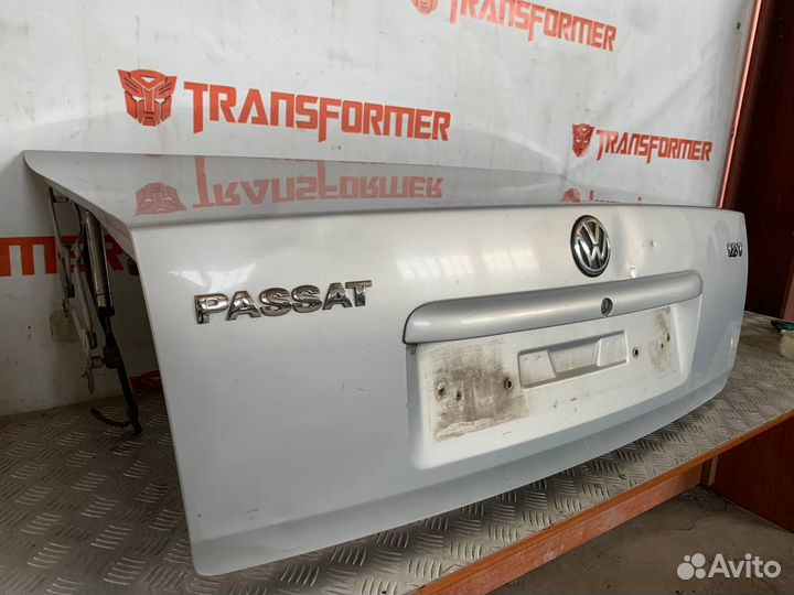 Крышка багажника Фольксваген Пассат В5