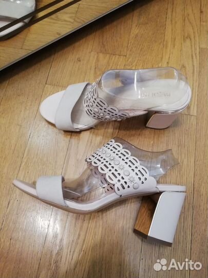 Босоножки pazolini 38,5 (25см) новые