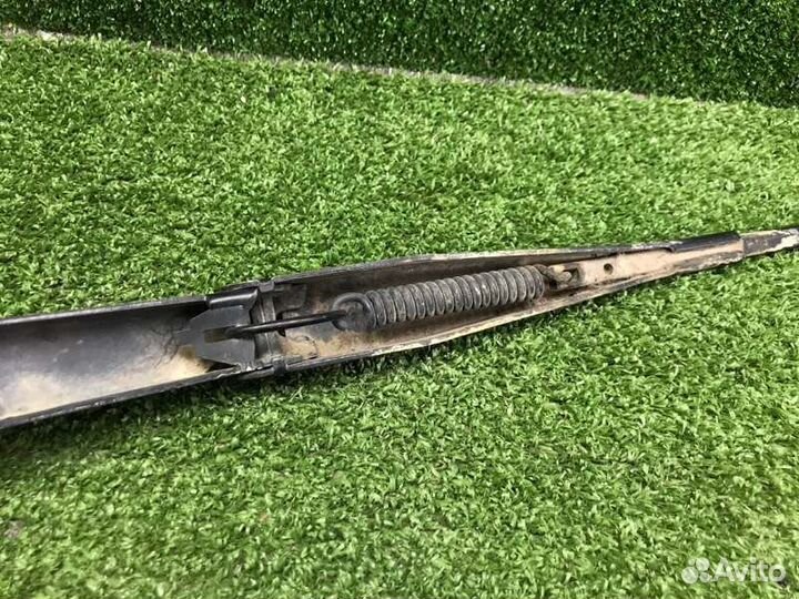 Поводок стеклоочистителя передний левый Ford Focus