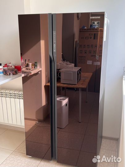 Холодильник Samsung rs552nrua9M