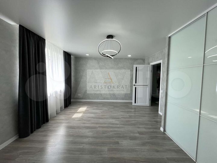 2-к. квартира, 66,4 м², 10/15 эт.