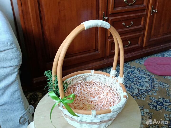 Плетеная корзонка