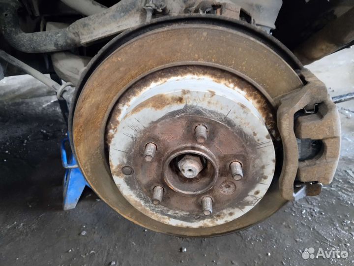 Задние тормозные диски от range rover sport