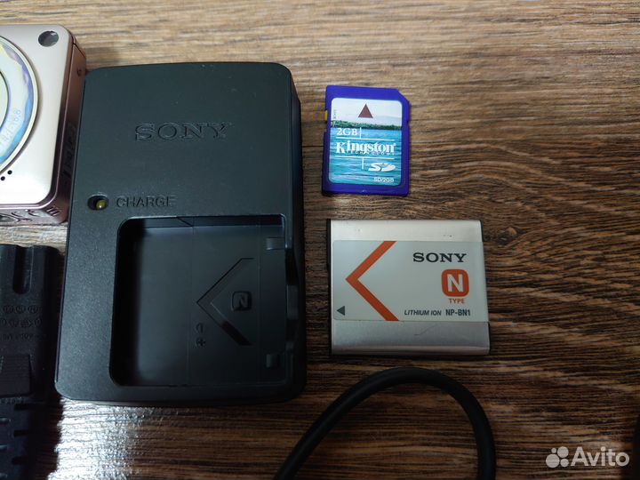 Фотоаппарат Sony Cyber-shot DSC-W350D