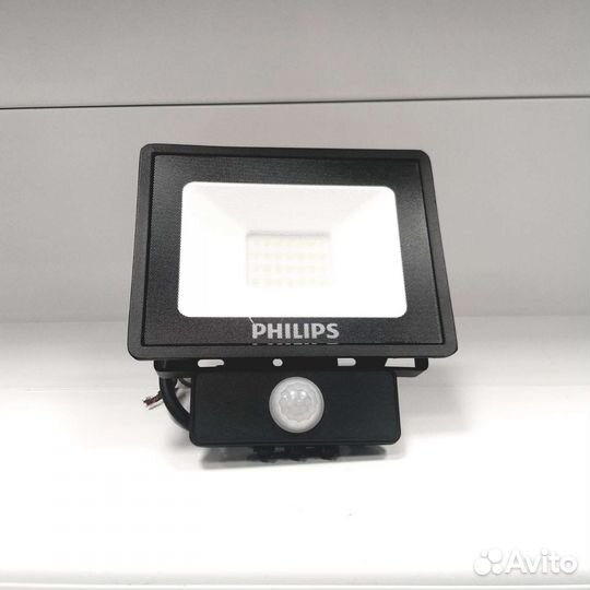 Новый Прожектор Philips BVP150 LED42