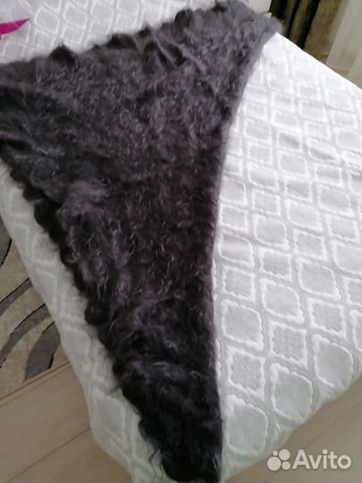 Платок пуховый, огромный, новый