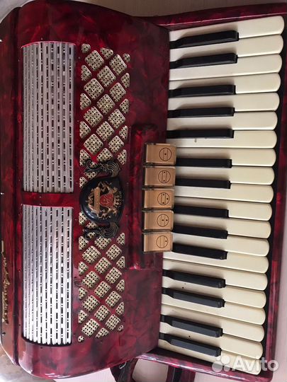 Аккордеон Capella Royal Standard