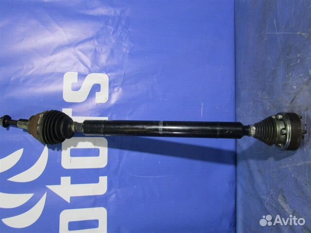 Привод передний левый Volkswagen Golf 6 5K1 caxa